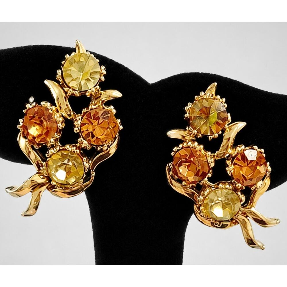 Vintage BSK Rhinestone Clip-On Earrings Gold-Tone Clear Amber Brown 1" bc-38